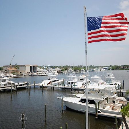 Pirate'S Cove Resort And Marina - Stuart Exterior foto